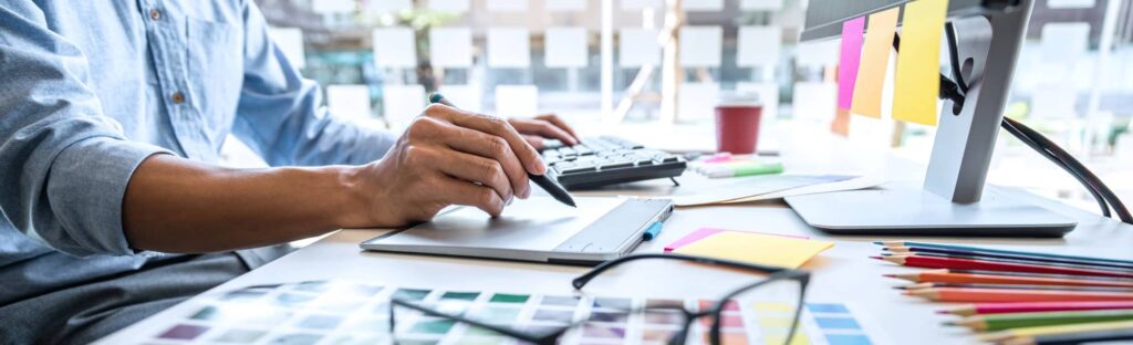 Titelbild zur Stellenanzeige: Freelance: Webdesigner Portfolio (m/w/d) für Kempten - 27,00 € / Stunde